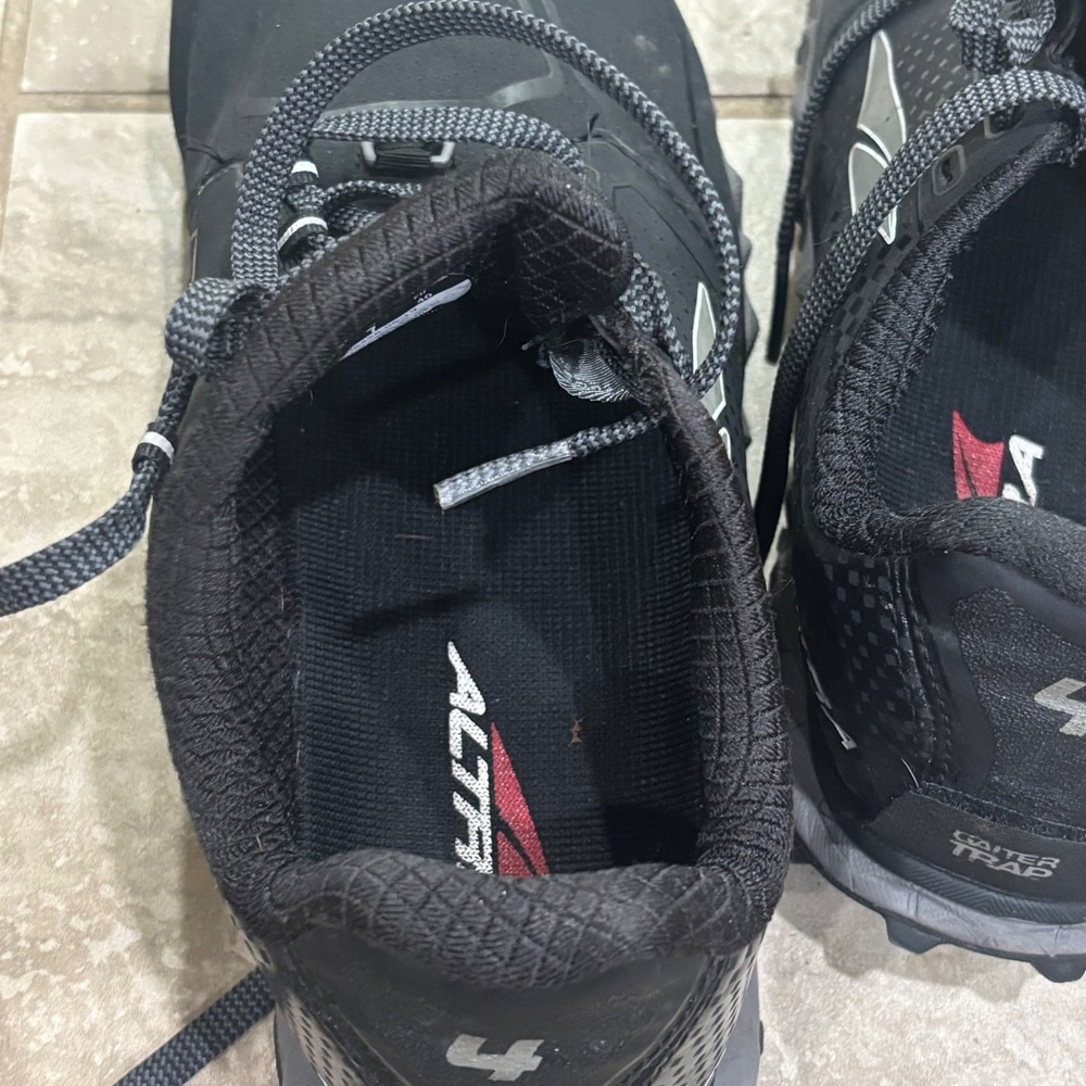 Altra Superior 4 Mens Trail Running Shoes Black Gray ALM1953G000 Size 7 - Picture 11 of 12